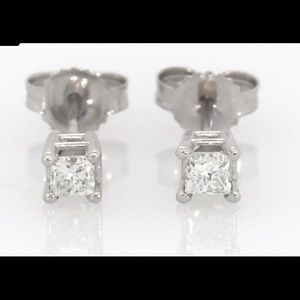 💎 Earrings by “ZALES”